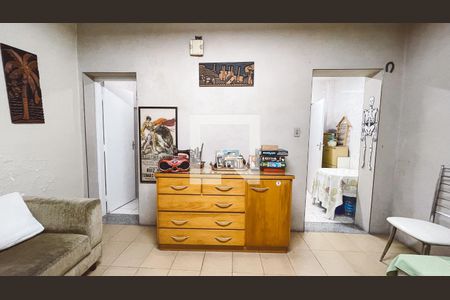 Sala 1 de casa à venda com 4 quartos, 200m² em Água Fria, São Paulo