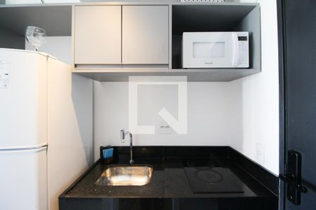 Cozinha de apartamento para alugar com 1 quarto, 22m² em Indianópolis, São Paulo