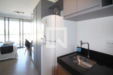 Cozinha de apartamento para alugar com 1 quarto, 22m² em Indianópolis, São Paulo