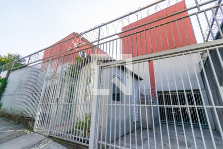 Fachada de casa de condomínio à venda com 2 quartos, 75m² em Conjunto Residencial Jardim Canaa, São Paulo