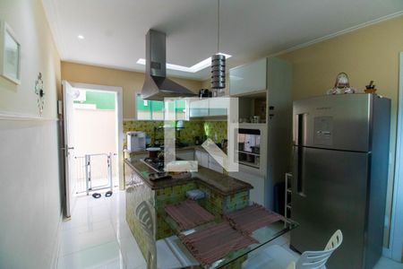 Cozinha de casa de condomínio à venda com 5 quartos, 400m² em Maria Paula, Niterói