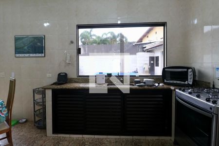 Cozinha de casa para alugar com 4 quartos, 840m² em Vila Julia, Guarujá