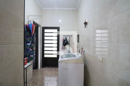 Área de Serviço de casa para alugar com 4 quartos, 840m² em Vila Julia, Guarujá