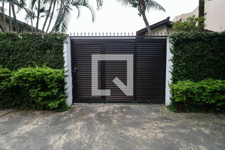 Fachada de casa para alugar com 4 quartos, 840m² em Vila Julia, Guarujá