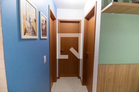Corredor  de apartamento à venda com 2 quartos, 74m² em Icaraí, Niterói