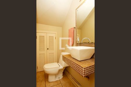 Lavabo  de casa à venda com 3 quartos, 248m² em Centro Histórico, Porto Alegre