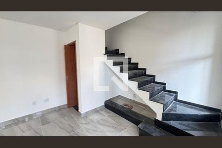 Sala/Cozinha de casa à venda com 2 quartos, 70m² em Vila Alto de Santo Andre, Santo André