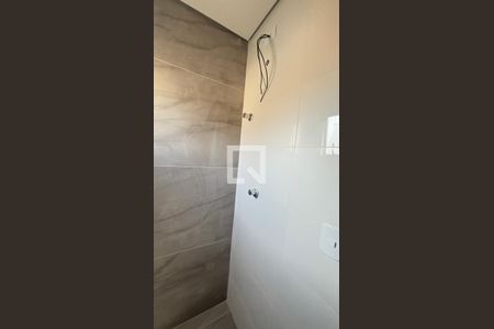 Banheiro da Suíte 1 de casa à venda com 2 quartos, 70m² em Vila Alto de Santo Andre, Santo André