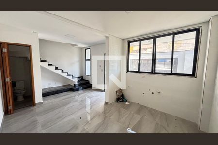 Sala/Cozinha de casa à venda com 2 quartos, 70m² em Vila Alto de Santo Andre, Santo André