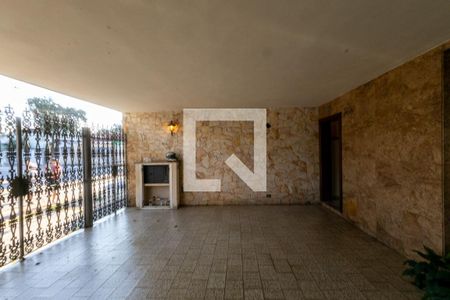 Garagem de casa à venda com 3 quartos, 255m² em Vila Cordeiro, São Paulo