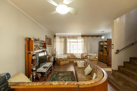 Sala de casa à venda com 3 quartos, 255m² em Vila Cordeiro, São Paulo