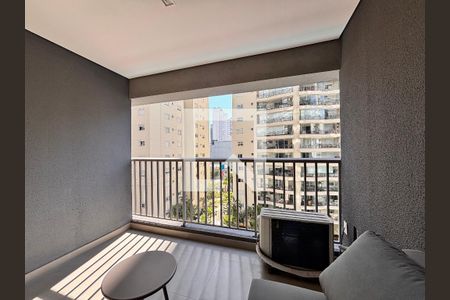 Varanda de kitnet/studio para alugar com 1 quarto, 26m² em Moema, São Paulo