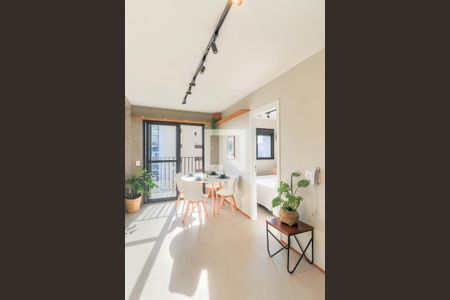 Sala de apartamento para alugar com 1 quarto, 39m² em Campo Belo, São Paulo