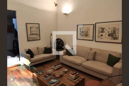 Casa à venda com 7 quartos, 550m² em Humaitá, Rio de Janeiro