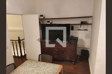 Casa à venda com 7 quartos, 550m² em Humaitá, Rio de Janeiro