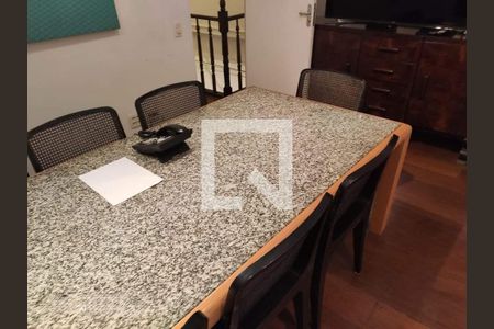 Casa à venda com 7 quartos, 550m² em Humaitá, Rio de Janeiro