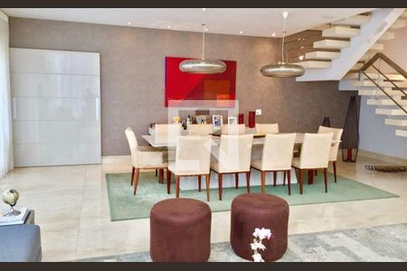 Casa à venda com 5 quartos, 616m² em Barra da Tijuca, Rio de Janeiro