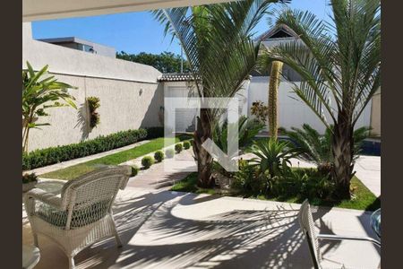 Casa à venda com 5 quartos, 308m² em Recreio dos Bandeirantes, Rio de Janeiro
