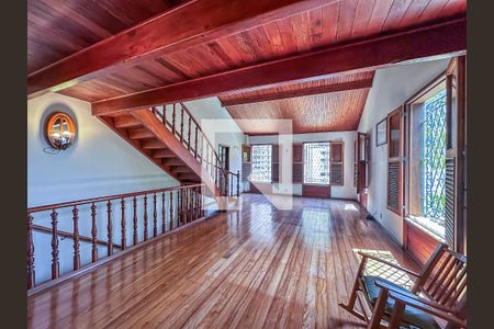 Casa à venda com 4 quartos, 307m² em Laranjeiras, Rio de Janeiro