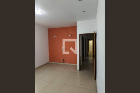 Casa à venda com 3 quartos, 220m² em Engenho de Dentro, Rio de Janeiro