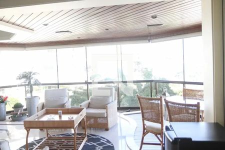 Apartamento à venda com 4 quartos, 320m² em Santana, São Paulo