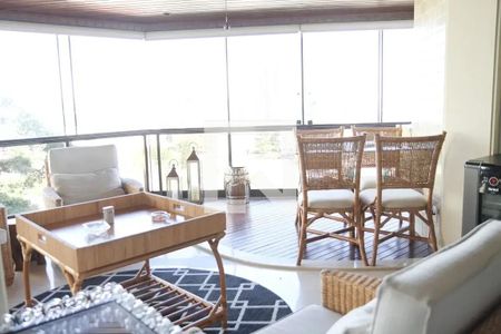 Apartamento à venda com 4 quartos, 320m² em Santana, São Paulo