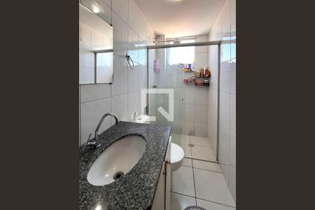 Banheiro da Suíte de apartamento para alugar com 3 quartos, 112m² em Ouro Preto, Belo Horizonte