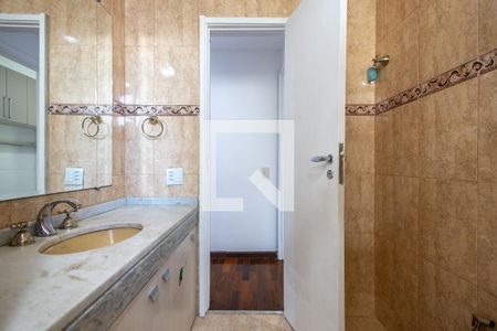 Banheiro Social de apartamento à venda com 3 quartos, 120m² em Tijuca, Rio de Janeiro