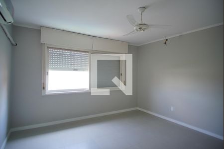 Suíte de casa à venda com 5 quartos, 400m² em Chácara das Pedras, Porto Alegre