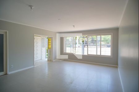 Sala 1 de casa à venda com 5 quartos, 400m² em Chácara das Pedras, Porto Alegre