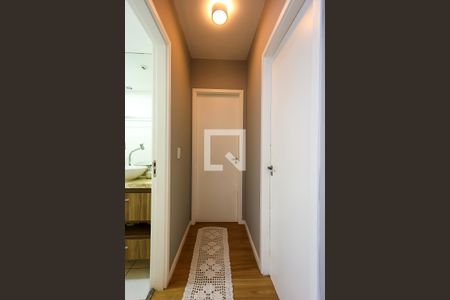 Corredor  de apartamento à venda com 2 quartos, 47m² em Vila Andrade, São Paulo