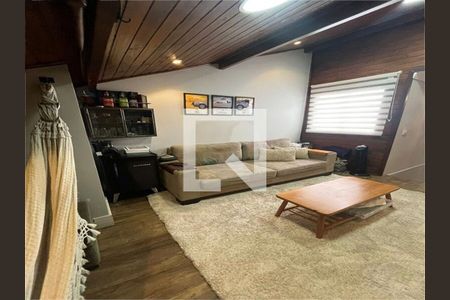 Casa à venda com 3 quartos, 160m² em Vila Matilde, São Paulo