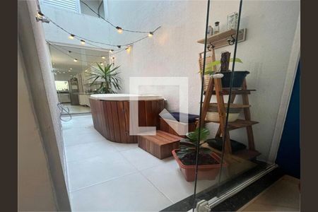 Casa à venda com 3 quartos, 160m² em Vila Matilde, São Paulo