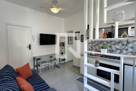 Sala/Cozinha de apartamento para alugar com 1 quarto, 35m² em Copacabana, Rio de Janeiro
