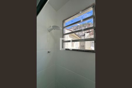 Banheiro de apartamento para alugar com 1 quarto, 35m² em Copacabana, Rio de Janeiro