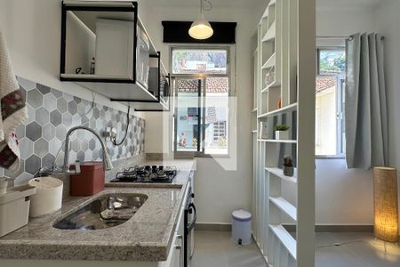 Sala/Cozinha de apartamento para alugar com 1 quarto, 35m² em Copacabana, Rio de Janeiro