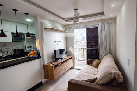 Sala de apartamento à venda com 2 quartos, 50m² em Anil, Rio de Janeiro
