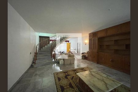 Sala de casa à venda com 3 quartos, 300m² em Tijuca, Rio de Janeiro