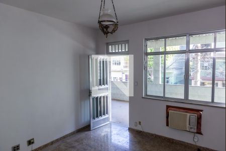 Quarto 1 de casa para alugar com 3 quartos, 250m² em Jardim América, Rio de Janeiro