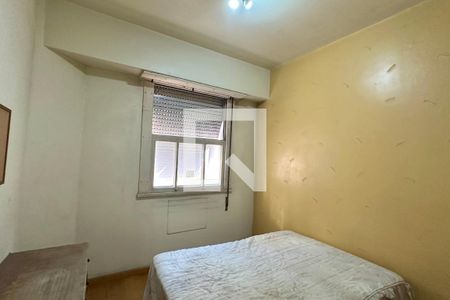 Quarto 1 de apartamento à venda com 3 quartos, 82m² em Copacabana, Rio de Janeiro