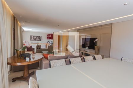 Sala de apartamento à venda com 4 quartos, 278m² em Funcionários, Belo Horizonte