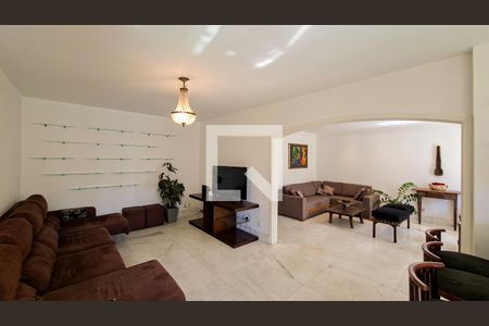 Sala 2 de apartamento para alugar com 4 quartos, 240m² em Lourdes, Belo Horizonte