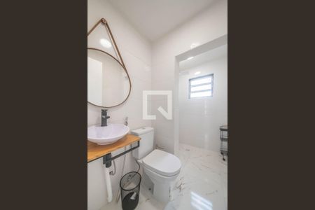 Banheiro Social de kitnet/studio para alugar com 1 quarto, 15m² em Vila Gertrudes, São Paulo