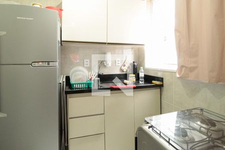 Cozinha de apartamento à venda com 1 quarto, 34m² em Passo D’areia, Porto Alegre