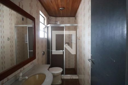 Banheiro de apartamento à venda com 1 quarto, 50m² em Rio Branco, Canoas