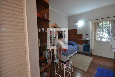 Suíte 1 de casa à venda com 3 quartos, 300m² em Tucuruvi, São Paulo