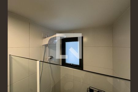 Banheiro Social de kitnet/studio para alugar com 1 quarto, 27m² em Perdizes, São Paulo