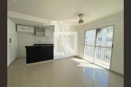 Sala de apartamento para alugar com 2 quartos, 49m² em Quintino Bocaiúva, Rio de Janeiro