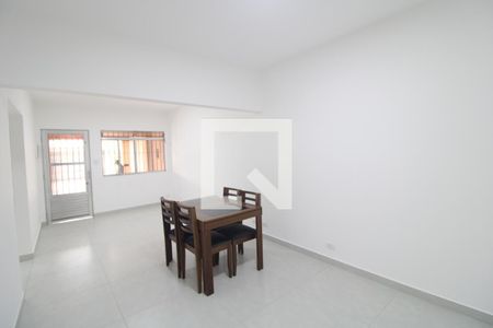 Sala de casa à venda com 4 quartos, 248m² em Vila Arriete, São Paulo