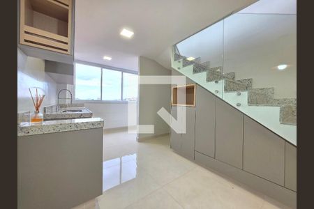 Sala  de apartamento para alugar com 2 quartos, 128m² em Santa Efigênia, Belo Horizonte